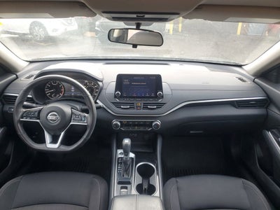 2022 Nissan Altima 2.5 SV