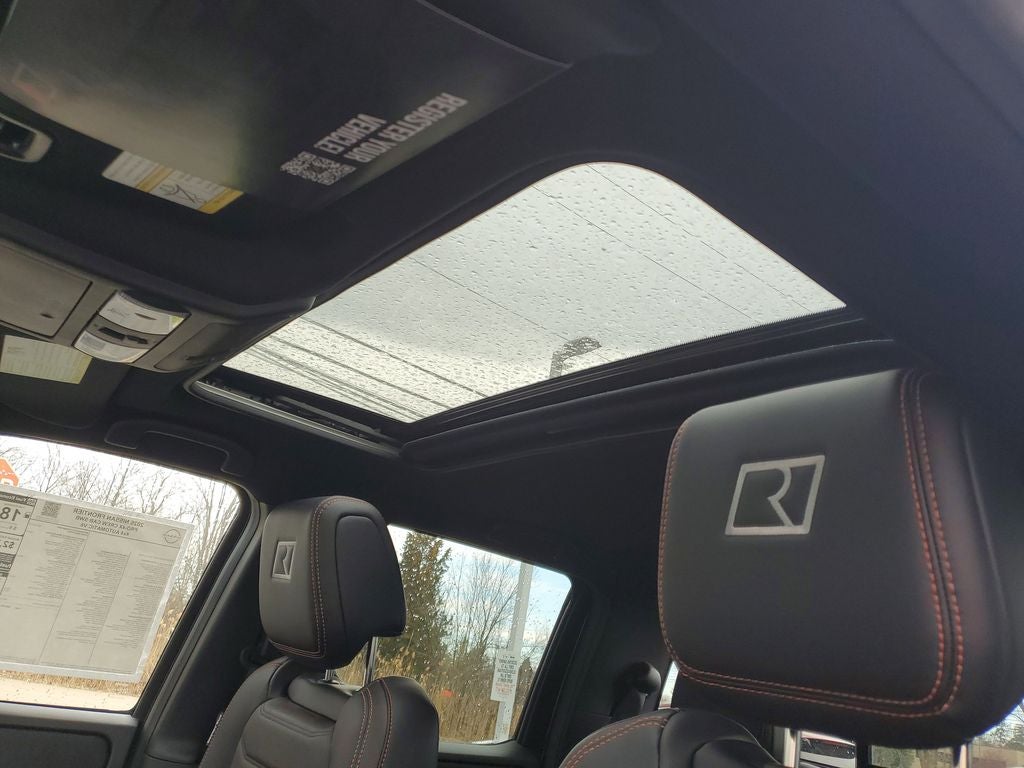 2026 Nissan Frontier PRO-4X w/R Package