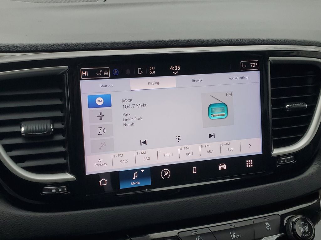 2022 Chrysler Pacifica Touring L