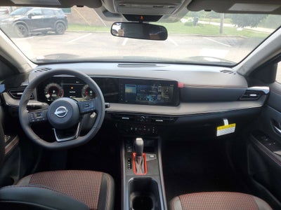 2025 Nissan Kicks SR