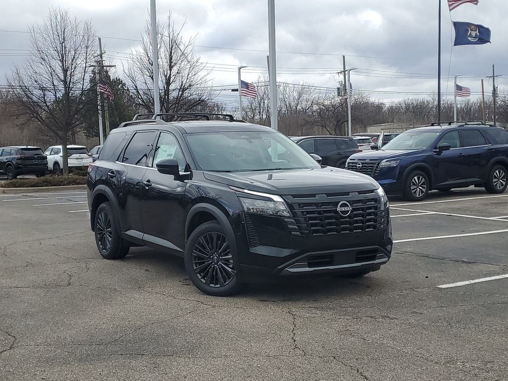 2026 Nissan Pathfinder SL