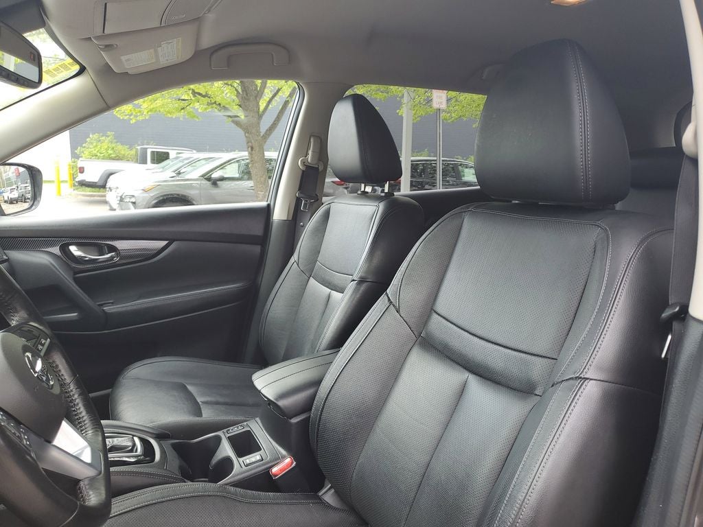 2017 Nissan Rogue SL