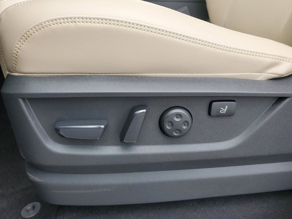 2025 Nissan Armada Platinum Reserve