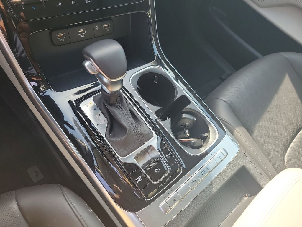 2024 Kia Carnival EX