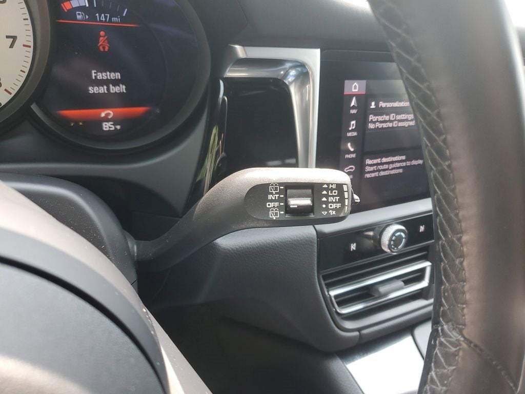 2022 Porsche Macan S