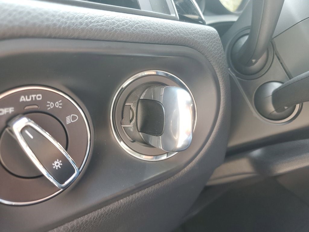 2022 Porsche Macan S