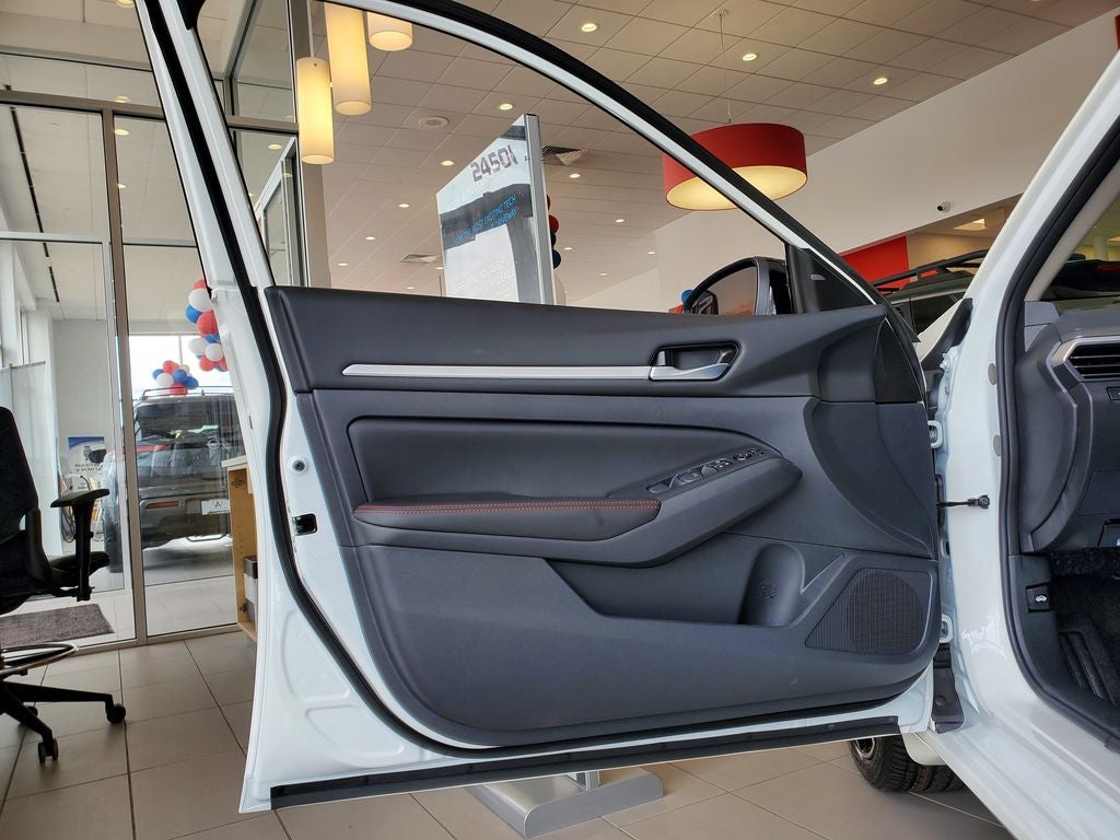 2026 Nissan Altima SR