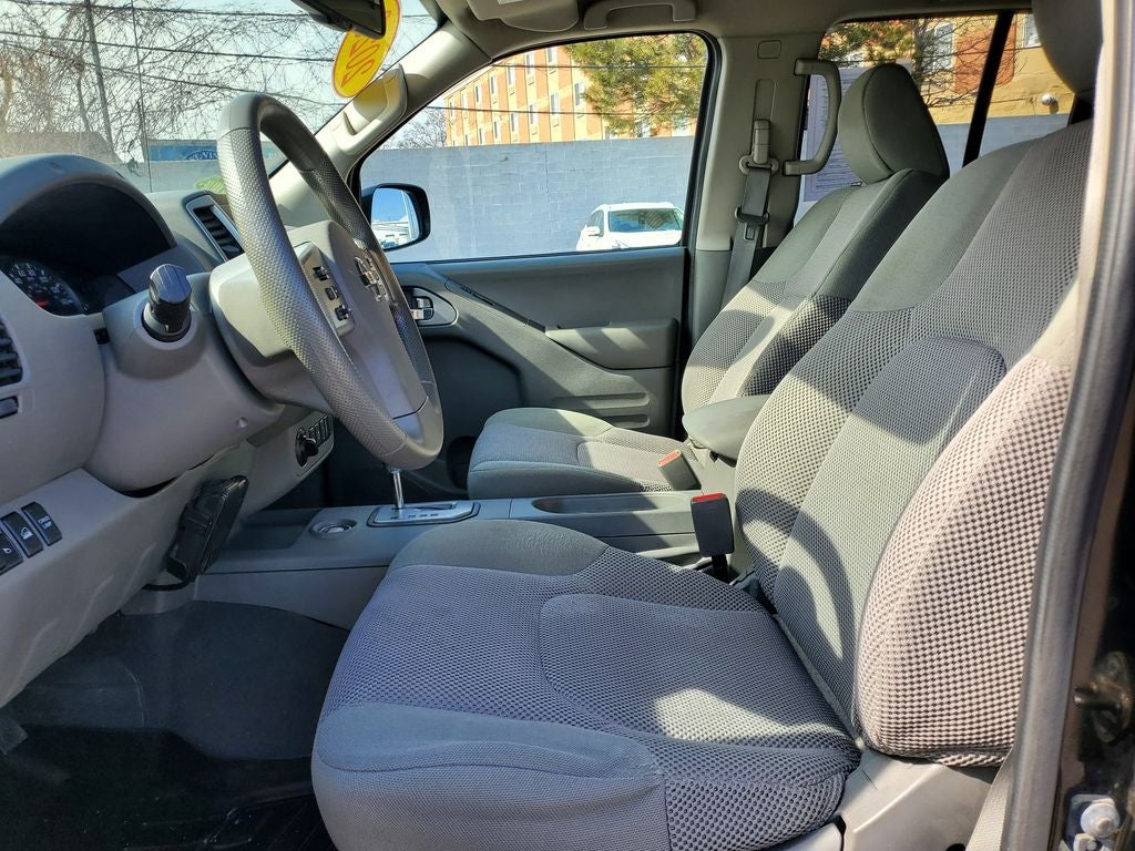 2020 Nissan Frontier SV