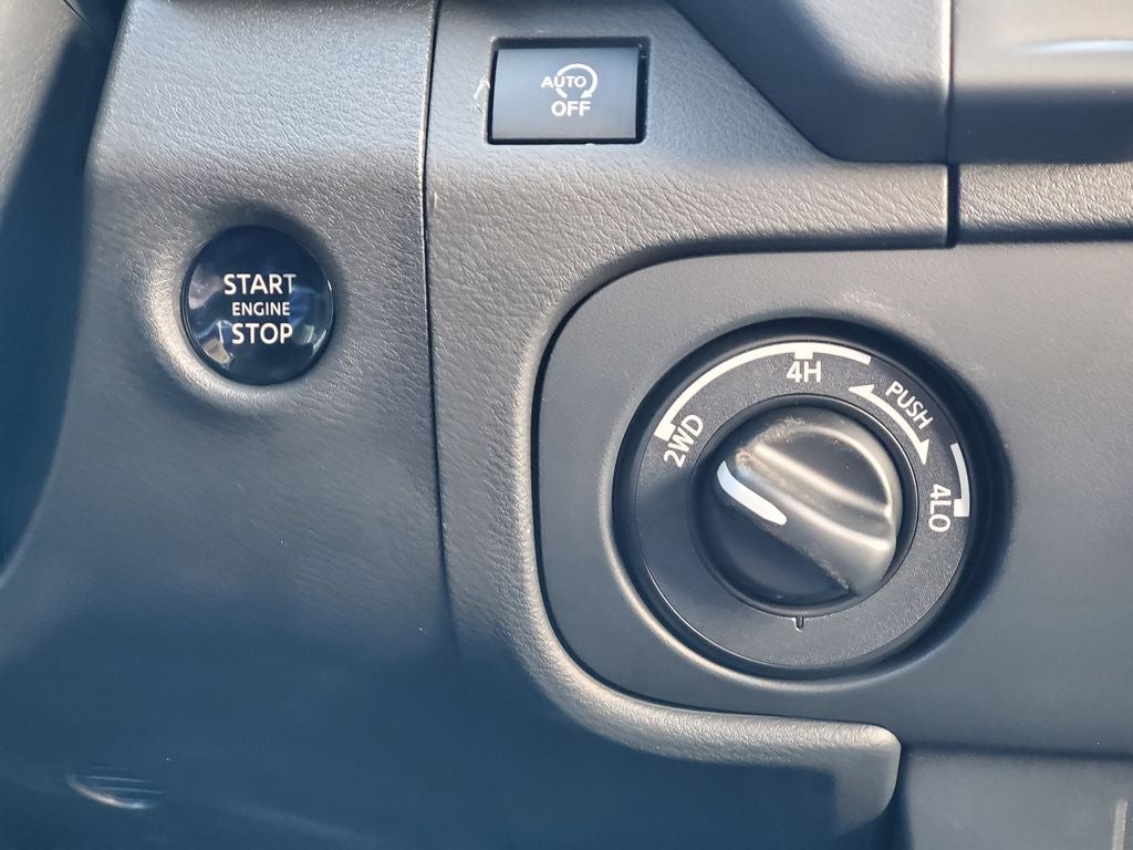 2026 Nissan Frontier SV