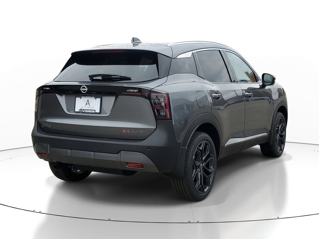 2025 Nissan Kicks SR