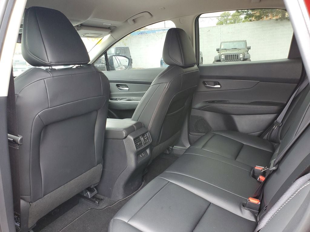 2025 Nissan Murano SV
