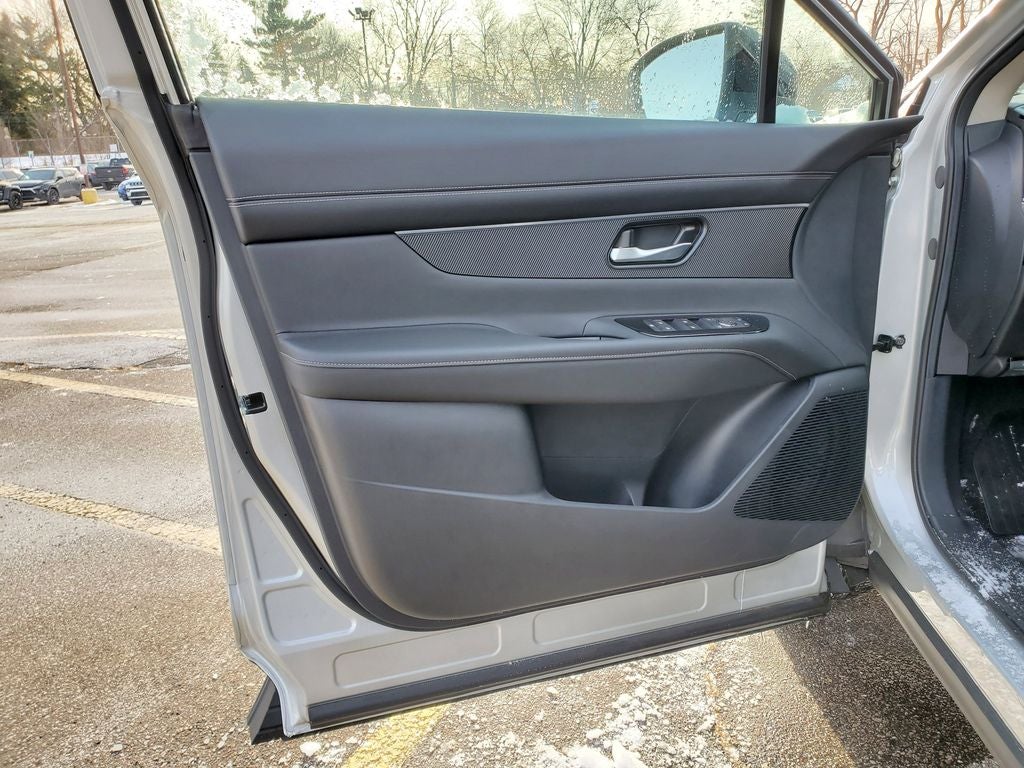 2025 Nissan Murano SV