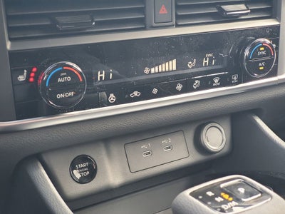 2026 Nissan Rogue SV