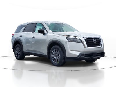 2025 Nissan Pathfinder S