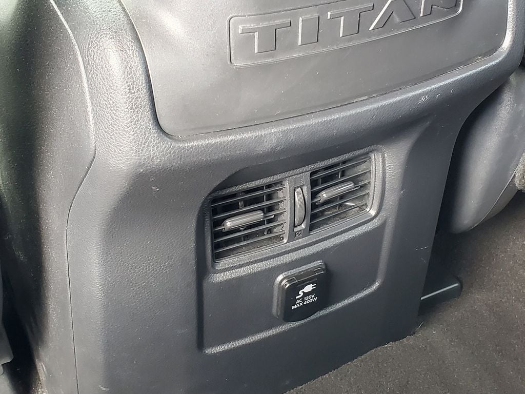 2018 Nissan Titan SV