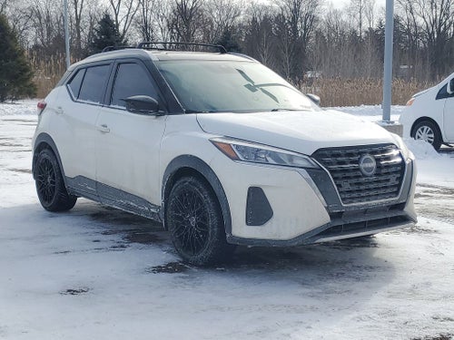 2022 Nissan Kicks SV