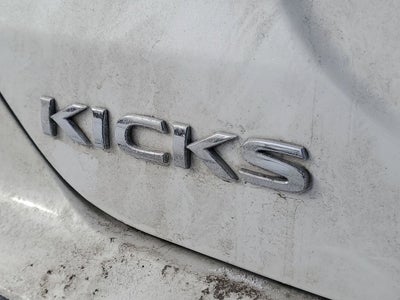 2022 Nissan Kicks SV