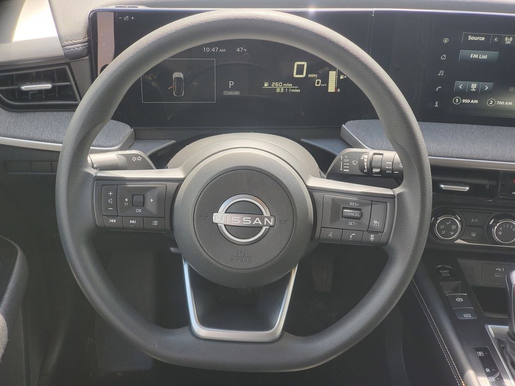 2025 Nissan Kicks SV