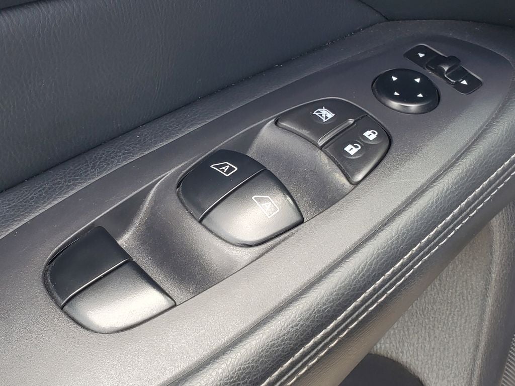 2013 Nissan Pathfinder SL
