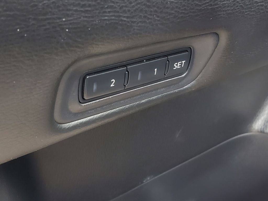 2013 Nissan Pathfinder SL