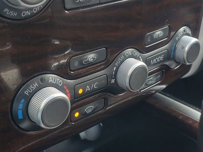 2013 Nissan Pathfinder SL