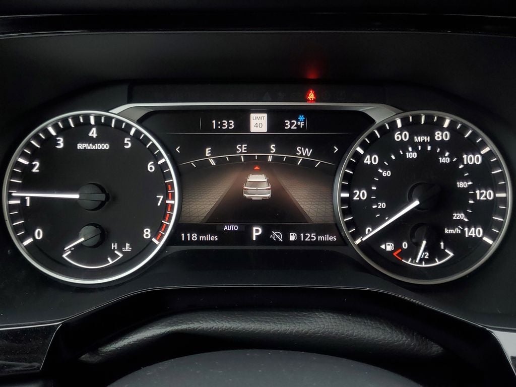 2025 Nissan Pathfinder SL