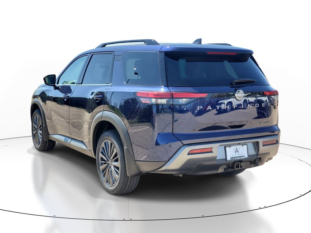 2026 Nissan Pathfinder SL