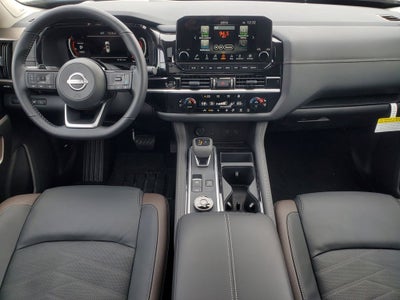 2025 Nissan Pathfinder Platinum