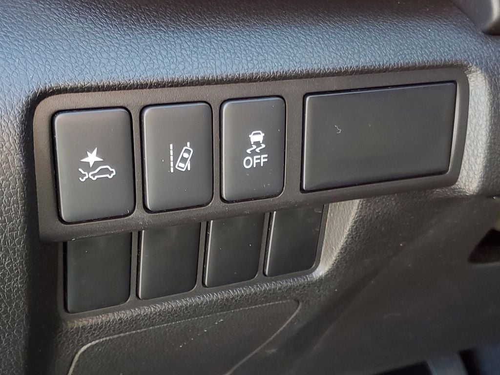 2024 Mitsubishi Eclipse Cross LE