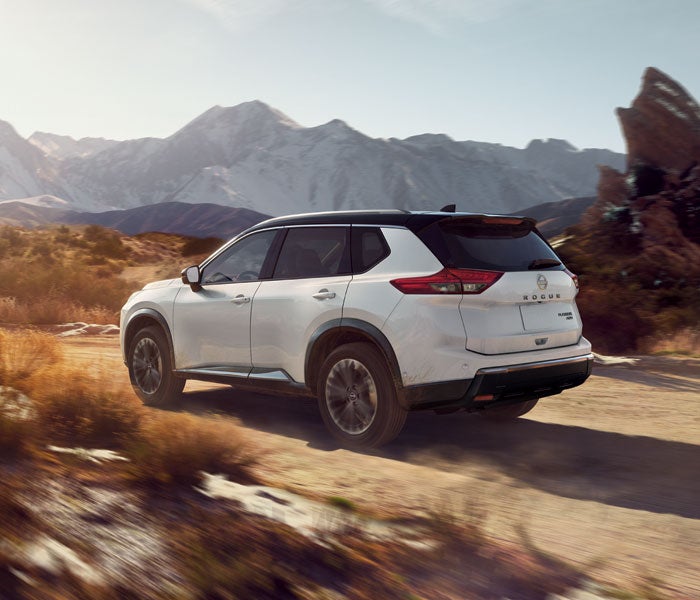 Nissan of Macomb in Clinton Township MI