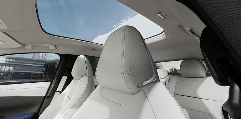 Nissan of Macomb in Clinton Township MI