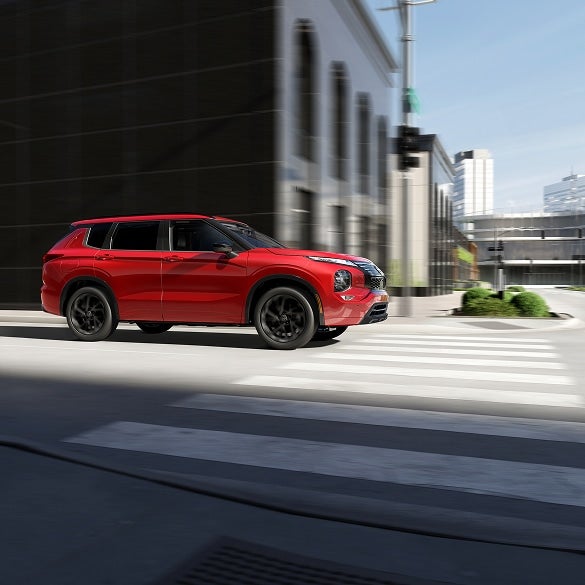 Nissan of Macomb in Clinton Township MI