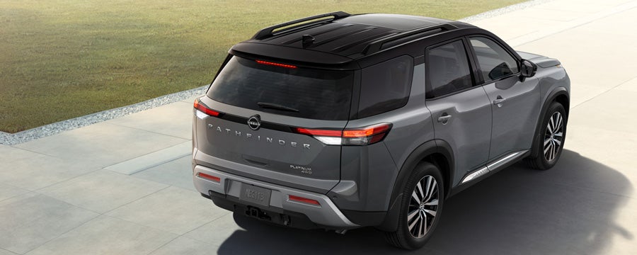 Nissan of Macomb in Clinton Township MI