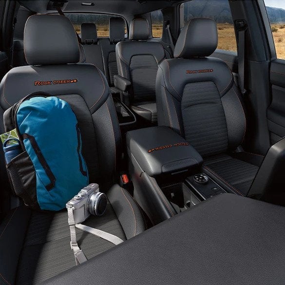 Nissan of Macomb in Clinton Township MI