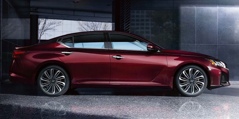 2025 Nissan Altima side view