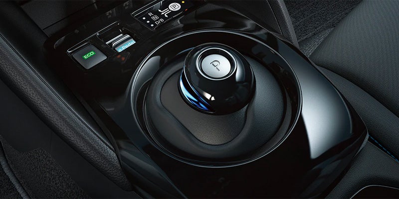 Nissan LEAF Interior Features