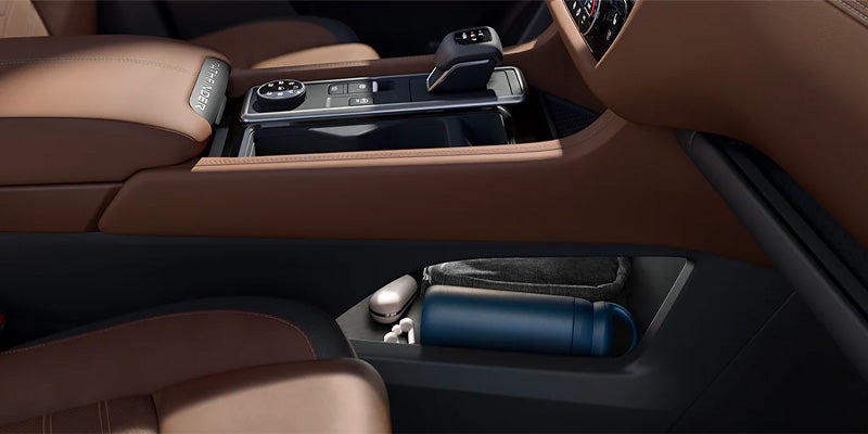 Nissan Pathfinder® Interior Storage Details